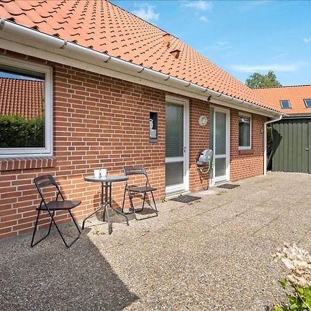 House Near Public Transport Villa Lystrup ภายนอก รูปภาพ